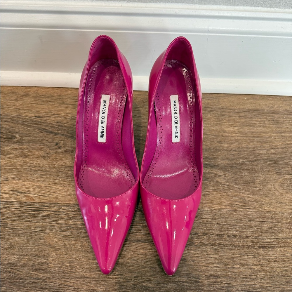 Manolo Blahnik Patent Leather Pink Pumps